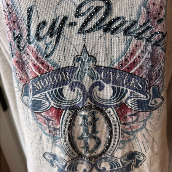 Harley-Davidson Cream Long Sleeve with Red and Blue Graphic size x-large - Picture 7 of 11